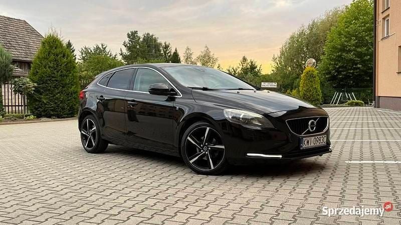 Używany Volvo V40 Ocean Race 2015 Czarny Kombi