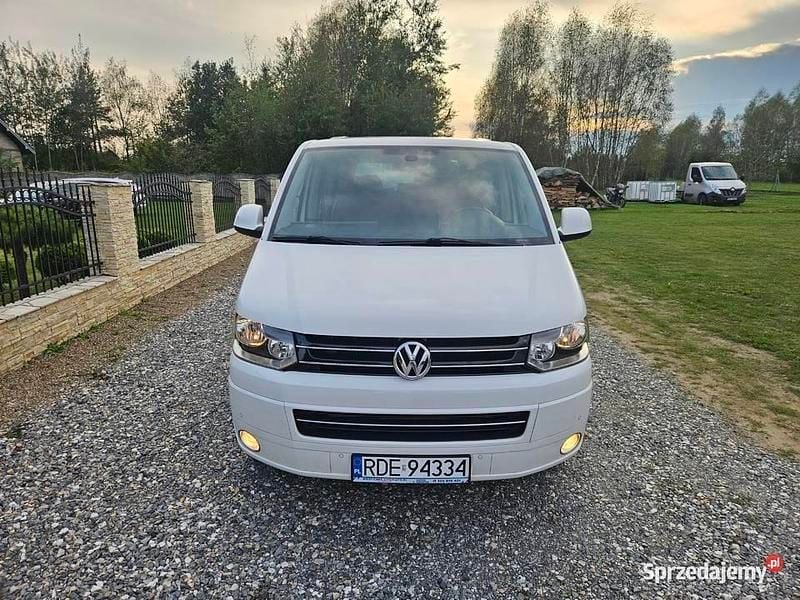 Biały Używany 2011 VW Multivan Minivan | 74 900 zł (Super Cena) - Obraz 1/4