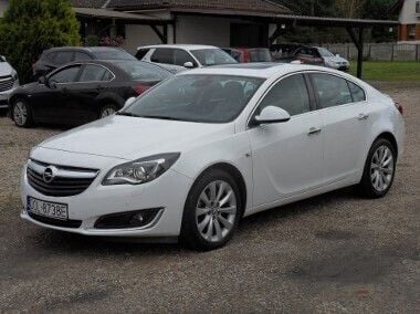 Biały Używany 2016 Opel Insignia Hatchback | 45 900 zł (Dość drogi) - Obraz 1/4