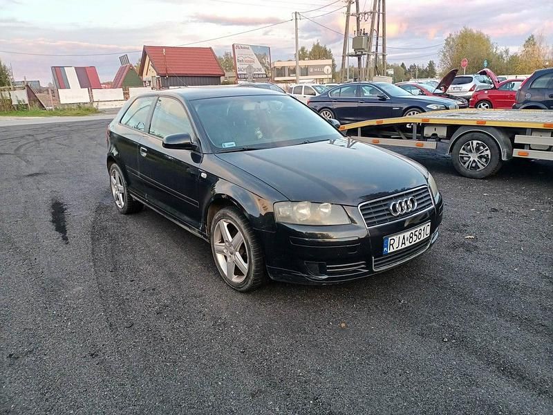 Czarny Używany 2003 Audi A3 Hatchback | 2950 zł (Super Cena) - Obraz 1/4