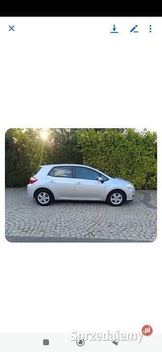 Używany Toyota Auris 2010 Hatchback