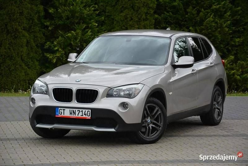 Beżowy Używany 2011 BMW X1 SUV | 36 900 zł (Uczciwa cena) - Obraz 1/4