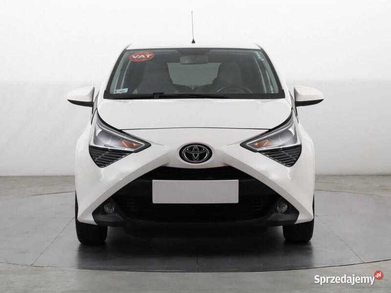 Biały Używany 2019 Toyota Aygo Hatchback | 41 999 zł (Uczciwa cena) - Obraz 1/4