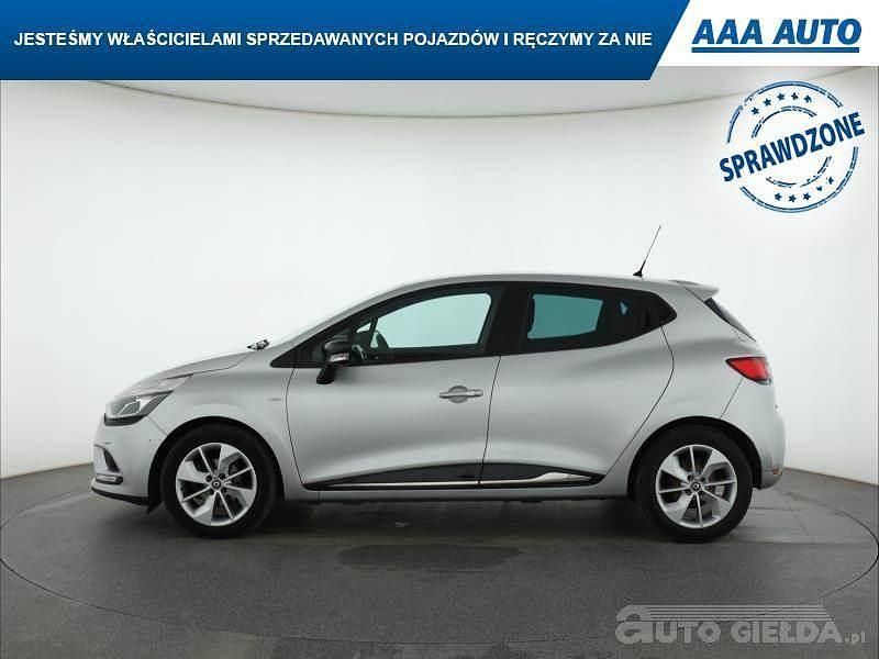 Używany Renault Clio IV 2017 Srebrny