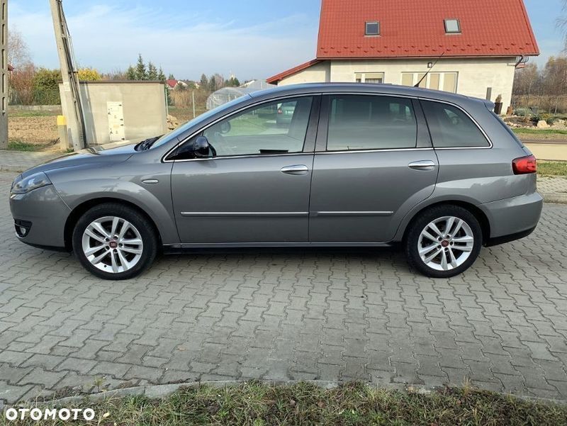 Sprzedany Fiat Croma II, używany 2009, km 181 736 w Tarnów