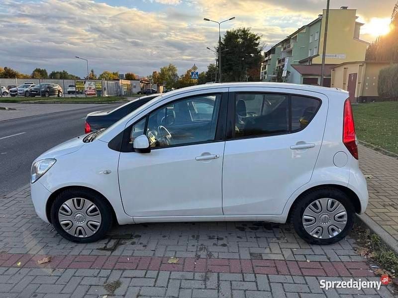 Używany Opel Agila 2009 Biały Hatchback