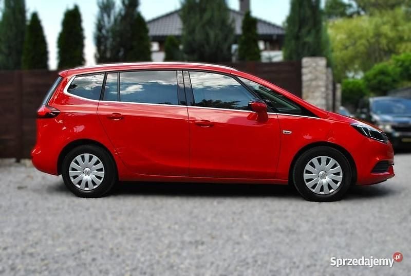 Używany Opel Zafira 140 KM (102 kW) 2018 Minivan