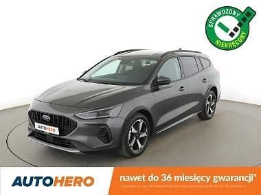 Szary Używany 2022 Ford Focus Kombi | 84 900 zł (Uczciwa cena) - Obraz 1/3