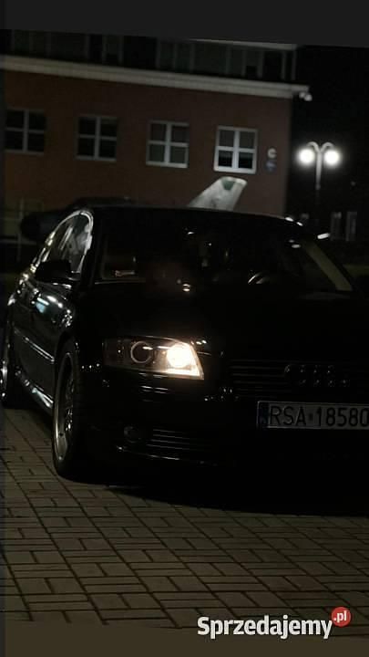 Używany 2003 Audi A8 Sedan/Limuzyna | 9000 zł - Obraz 1/3