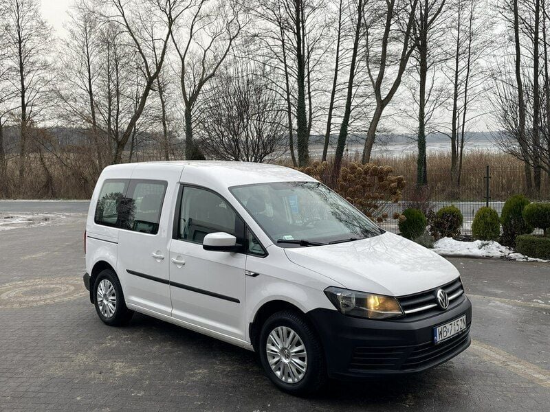 Biały (metalik) Używany 2016 VW Caddy Minivan | 42 900 zł (Uczciwa cena) - Obraz 1/4