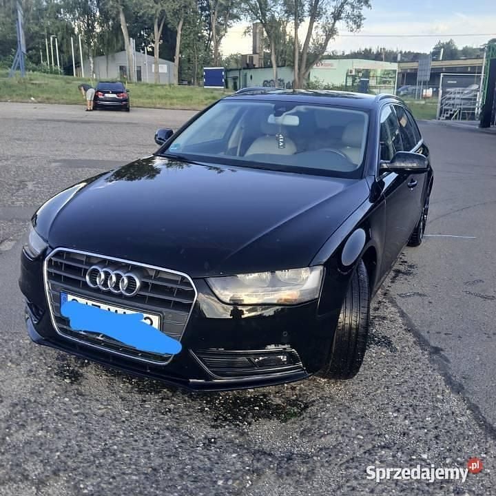 Używany 2012 Audi A4 | 30 000 zł (Super Cena) - Obraz 1/4