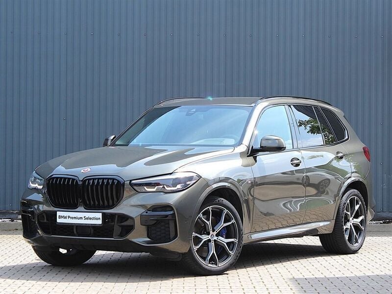 Brązowy manhattan metalizowany Używany 2022 BMW X5 Shadowline SUV | 324 900 zł (Uczciwa cena) - Obraz 1/3