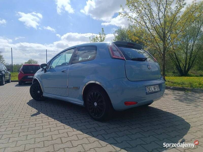 Używany Fiat Punto 2014 Niebieski Hatchback