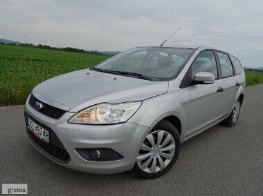 Srebrny Używany 2011 Ford Focus Sedan/Limuzyna | 9900 zł (Drogi) - Obraz 1/4