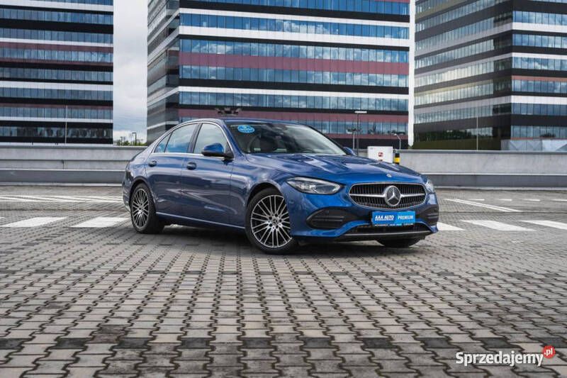 Niebieski Używany 2023 Mercedes C180 Sedan/Limuzyna | 159 999 zł - Obraz 1/4
