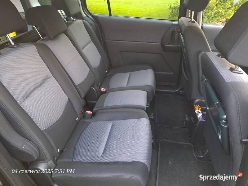 Używany Mazda 5 2007 Czarny Minivan