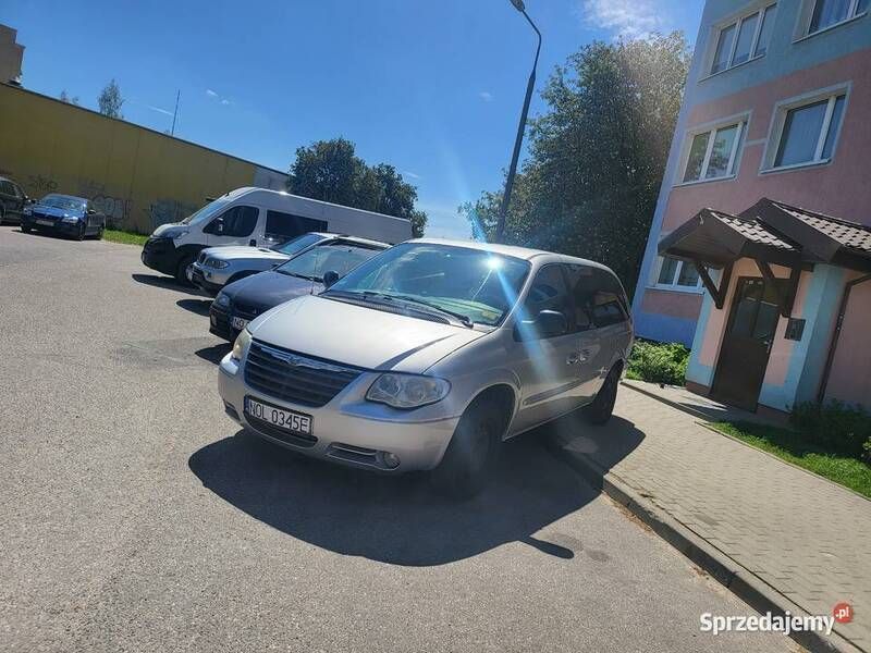 Używany Chrysler Town & Country 2003 Minivan
