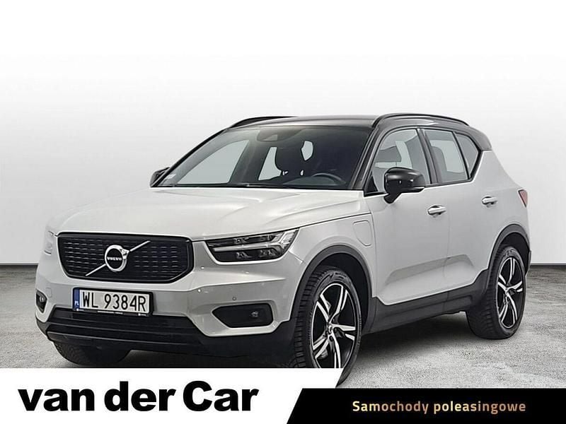 Szary Używany 2021 Volvo XC40 R-Design SUV | 149 900 zł (Uczciwa cena) - Obraz 1/4