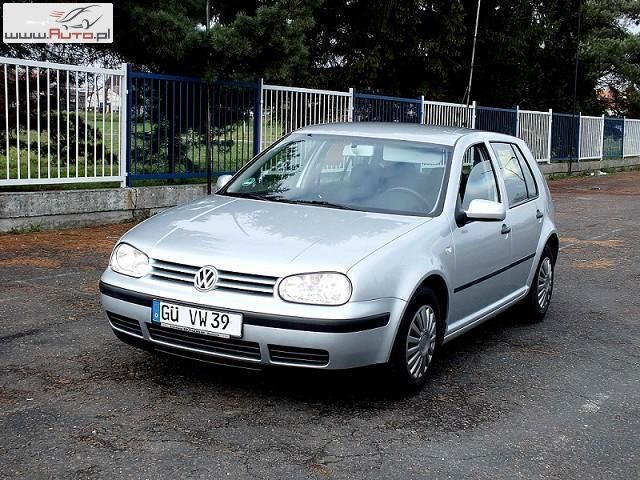 Używany VW Golf IV 75 KM (55 kW) 2001 Srebrny Sedan/Limuzyna