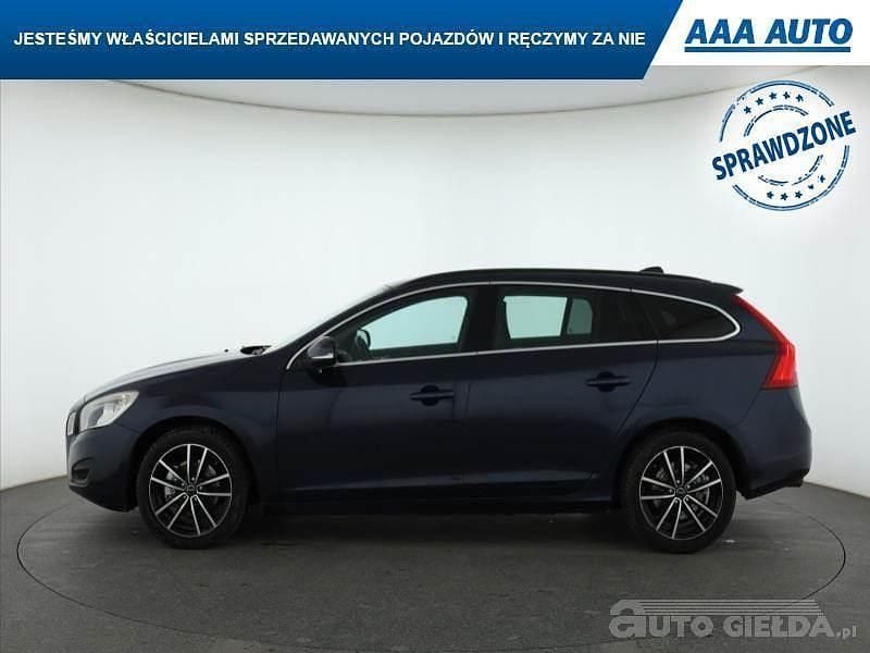 Używany Volvo V60 2013 Błękitny Kombi