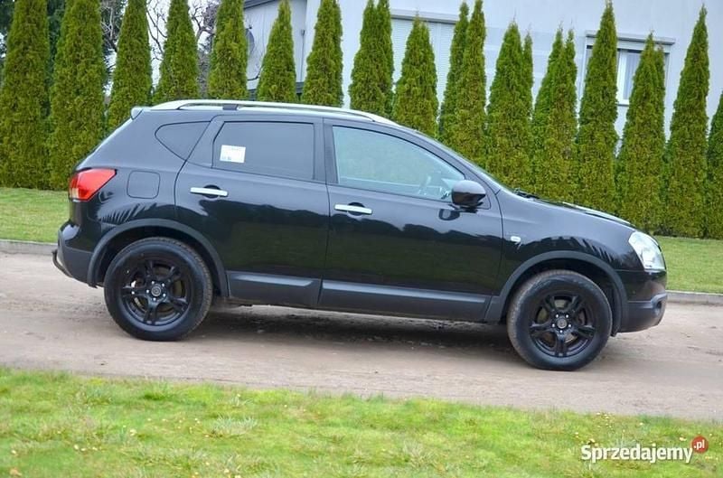 Używany Nissan Qashqai 2009 Czarny SUV