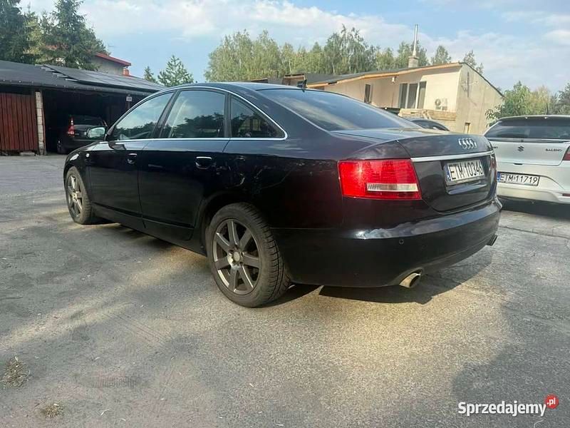 Używany Audi A6 2005 Granatowy Sedan/Limuzyna