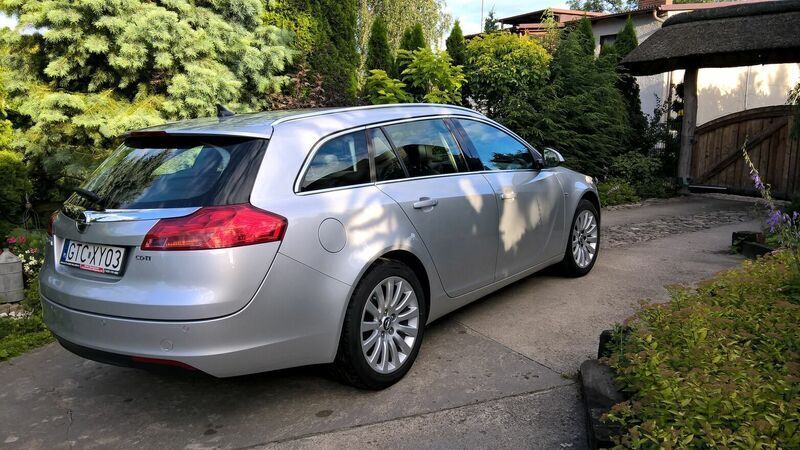 Używany Opel Insignia 2011 Srebrny Kombi