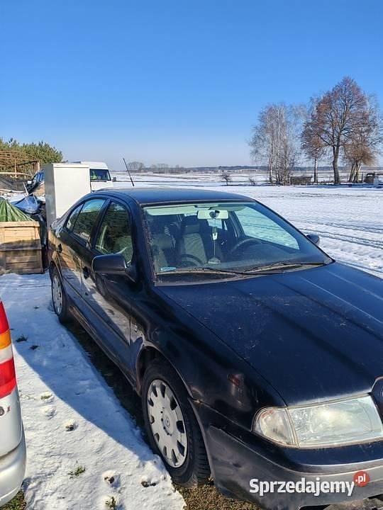 Czarny Używany 2007 Skoda Octavia Tour Hatchback | 1700 zł - Obraz 1/2
