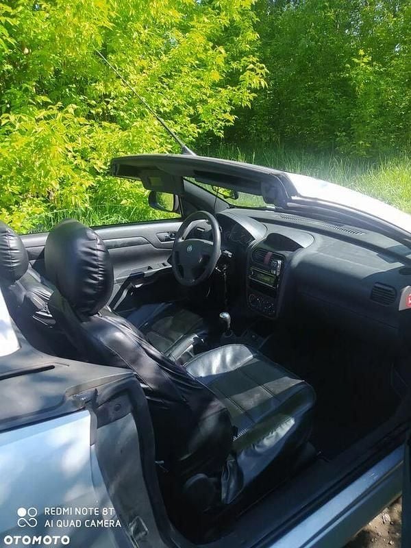 Srebrny Używany 2005 Opel Tigra Kabriolet | 7500 zł (Uczciwa cena) - Obraz 1/4