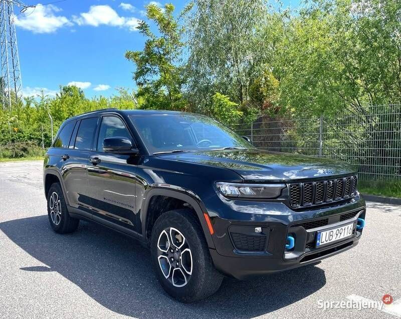 Czarny Używany 2023 Jeep Grand Cherokee Trailhawk SUV | 225 000 zł - Obraz 1/4