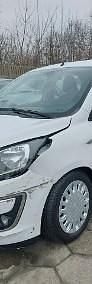 Używany Ford Ka Plus 85 KM (62 kW) 2019 Biały Hatchback