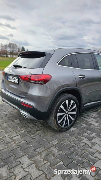 Używany Mercedes GLA250 221 KM (162 kW) 2021 Szary SUV