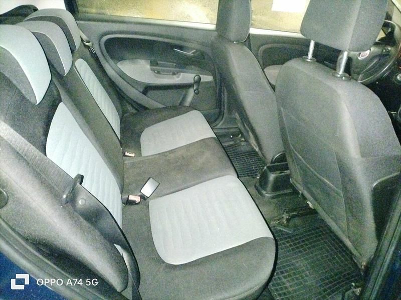 Używany Fiat Grande Punto 2009 Niebieski Hatchback