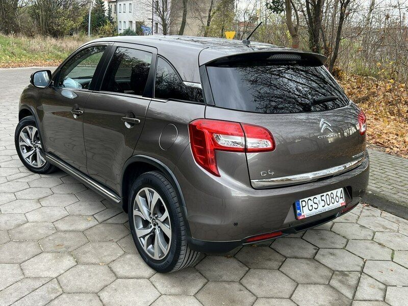 Używany Citroën C4 Aircross 150 KM (110 kW) 2012 Brązowy SUV