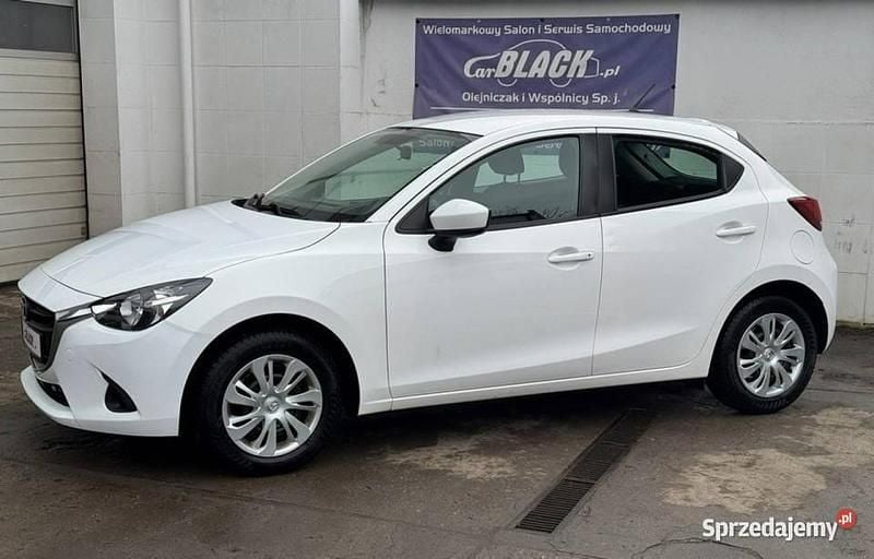 Używany Mazda 2 75 KM (55 kW) 2018 Biały Hatchback