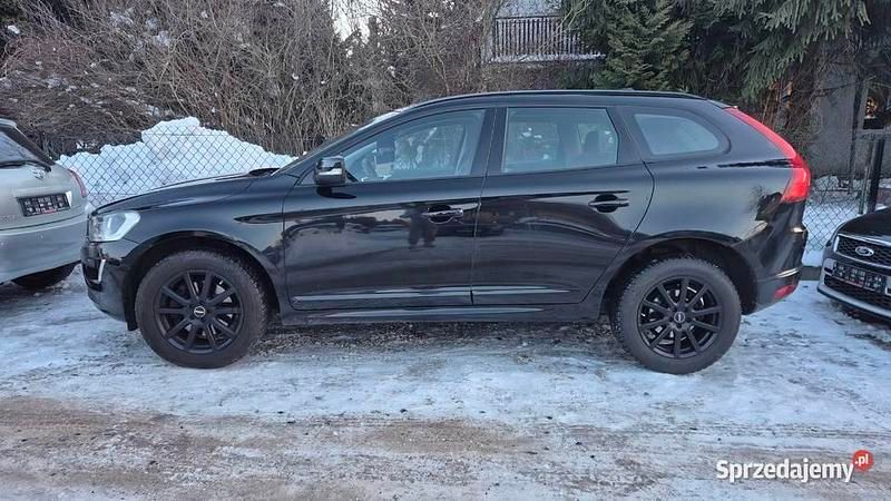 Czarny Używany 2015 Volvo XC60 SUV | 59 900 zł (Super Cena) - Obraz 1/4