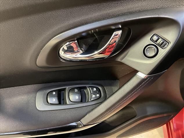 Używany Renault Kadjar LIMITED 2018 Czerwony SUV