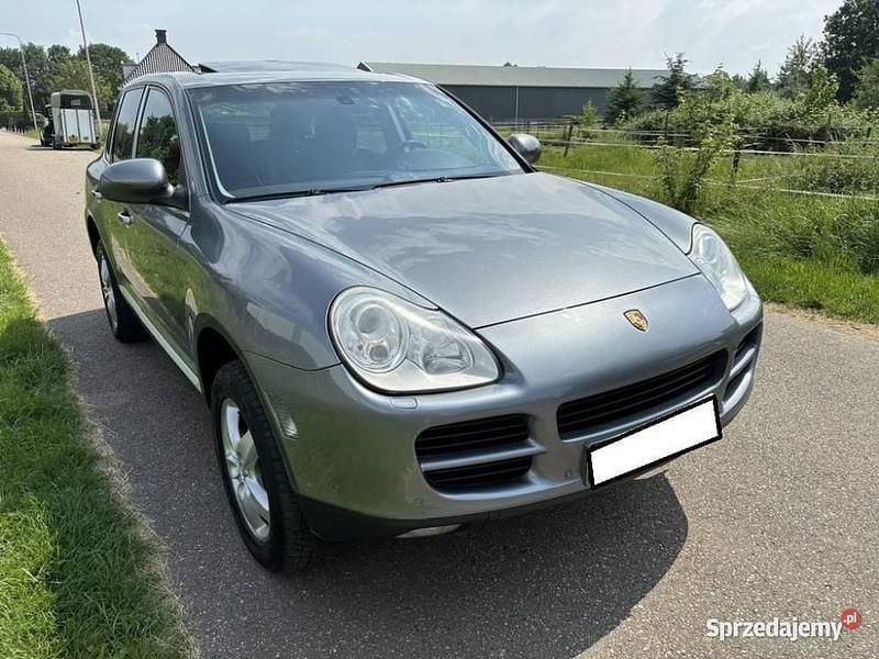 Używany 2004 Porsche Cayenne SUV | 34 165 zł - Obraz 1/4