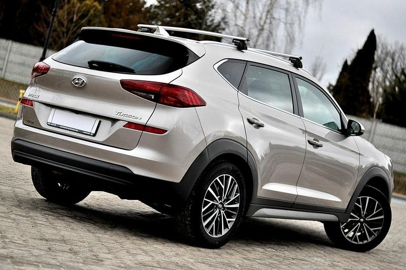 Używany Hyundai Tucson 132 KM (97 kW) 2019 Złoty (metalik, perła) SUV