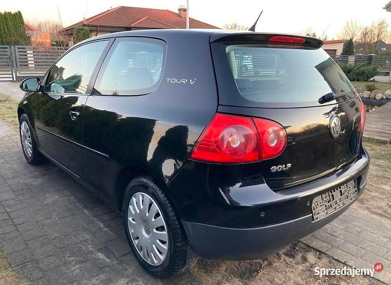 Używany VW Golf IV Trendline 2006 Czarny Hatchback