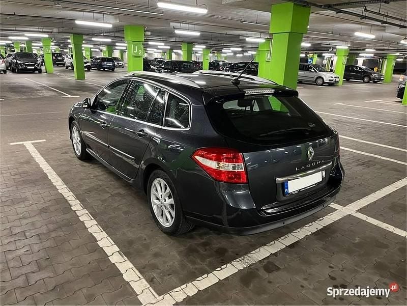 Używany Renault Laguna III 140 KM (102 kW) 2008 Szary Kombi