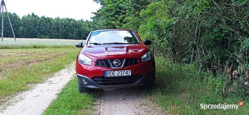 Czerwony Używany 2012 Nissan Qashqai SUV | 37 000 zł (Uczciwa cena) - Obraz 1/4