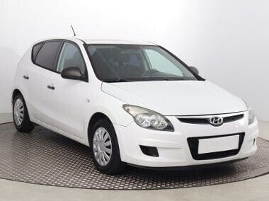 Biały Używany 2009 Hyundai i30 Hatchback | 10 999 zł (Dobra cena) - Obraz 1/4