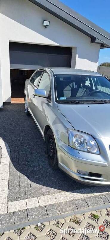 Używany 2005 Toyota Avensis Hatchback | 11 000 zł (Uczciwa cena) - Obraz 1/4