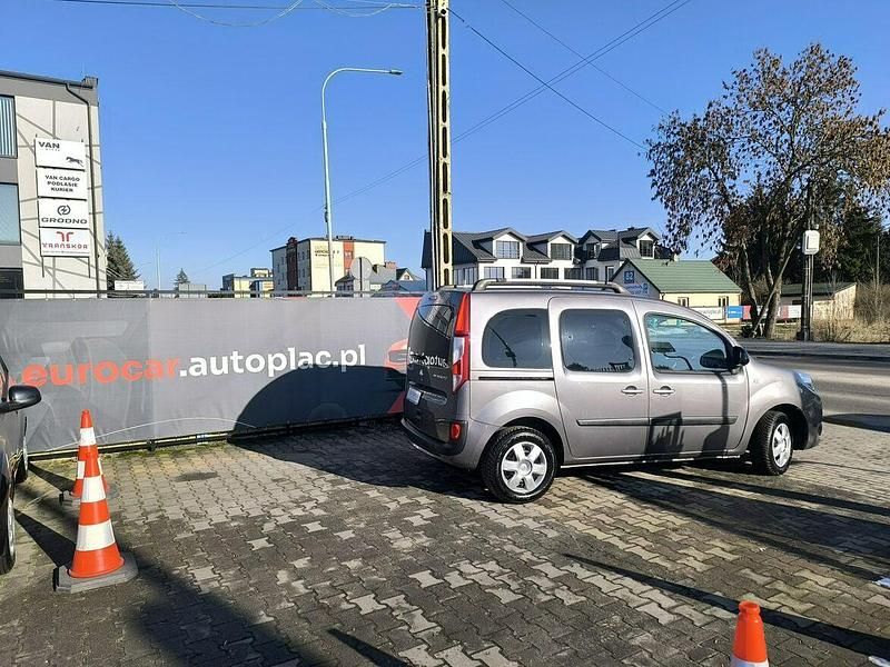 Używany Renault Kangoo 90 KM (66 kW) 2015 Szary (metalik, perła) Minivan