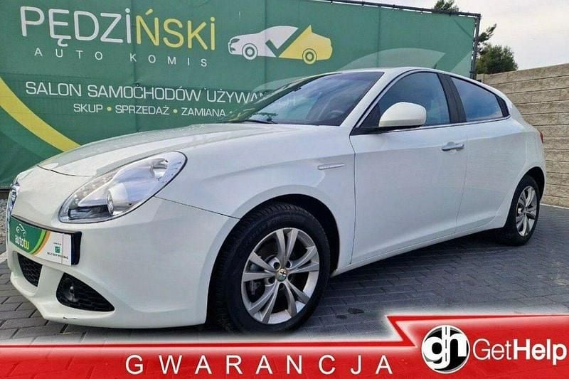 Biały Używany 2013 Alfa Romeo Giulietta Hatchback | 22 500 zł (Uczciwa cena) - Obraz 1/4