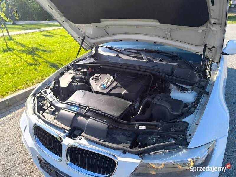 Używany BMW 320 2011 Biały Kombi