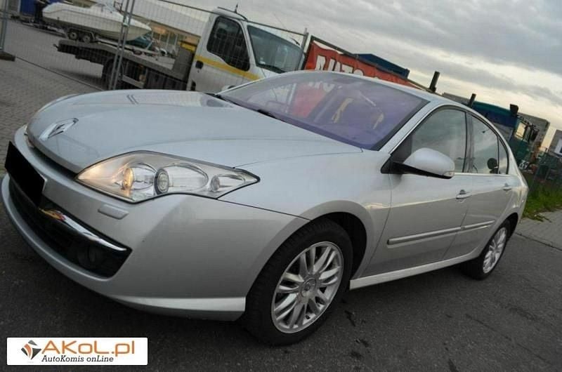 Srebrny (metalik) Używany 2010 Renault Laguna III Initiale Paris Hatchback | 46 800 zł - Obraz 1/1