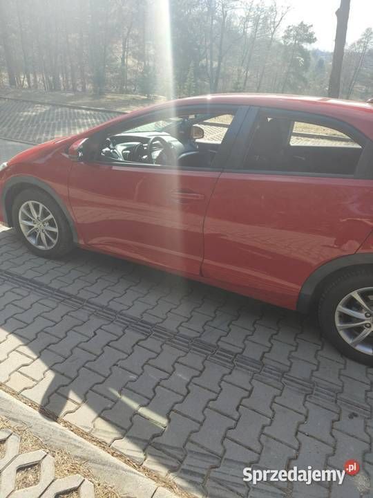 Czerwony Używany 2015 Honda Civic Coupe | 34 000 zł (Uczciwa cena) - Obraz 1/4