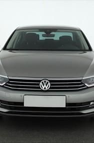 Używany VW Passat 150 KM (110 kW) 2016 Szary Sedan/Limuzyna